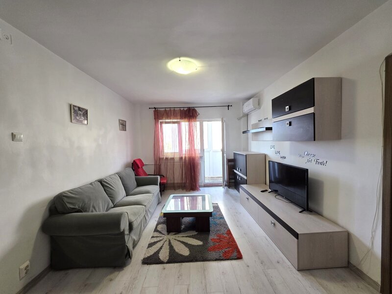 Tineretului, Trestiana, apartament 3 camere, comision 0%, 550 EUR.
