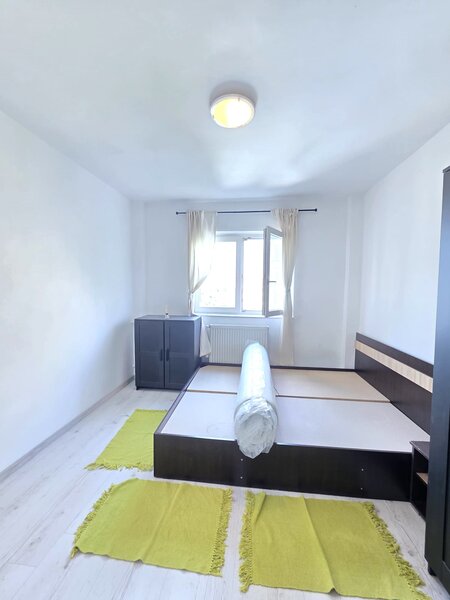 Tineretului, Trestiana, apartament 3 camere, comision 0%, 550 EUR.