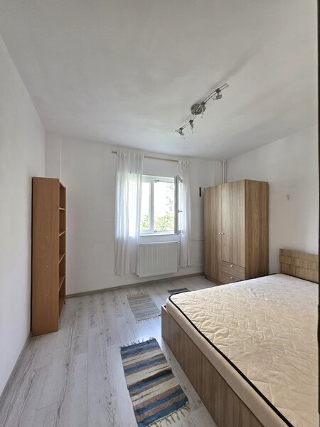 Tineretului, Trestiana, apartament 3 camere, comision 0%, 550 EUR.